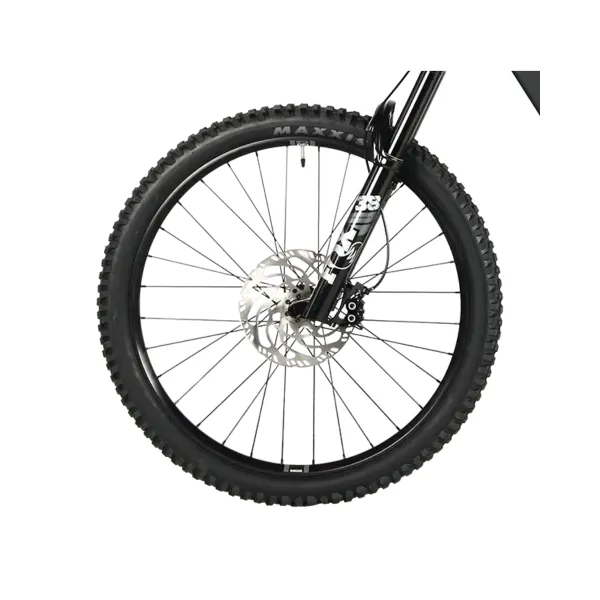 Cubierta y llanta de aleación Velduro Rogue Delantera 29